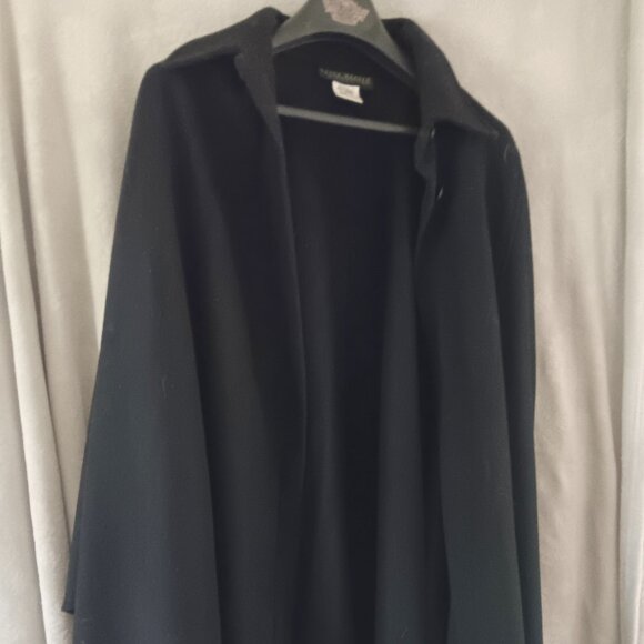 Classy Draping Goes With Anything! Vintage Wool Cape - Picture 4 of 6